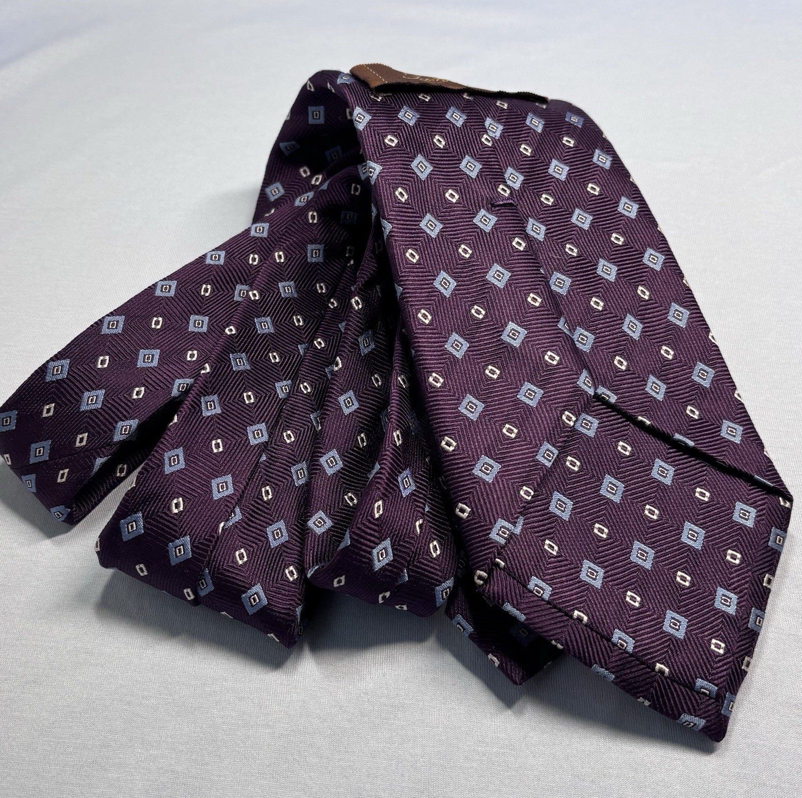 Tasso Elba Hand Made Silk Tie Purple Plum Geometric Blue Diamond Over 60 X 3.75