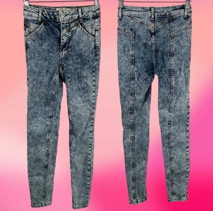 We The Free People Women Jeans 24 Denim Skinny Wash Acid Wash 27.5 in Inseam NWT