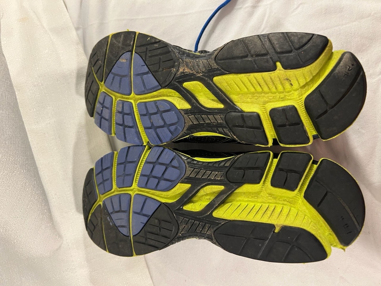 ASICS GT-2000 ‘Lightning Fire’ Men’s Running Shoes (Model T2K2N)