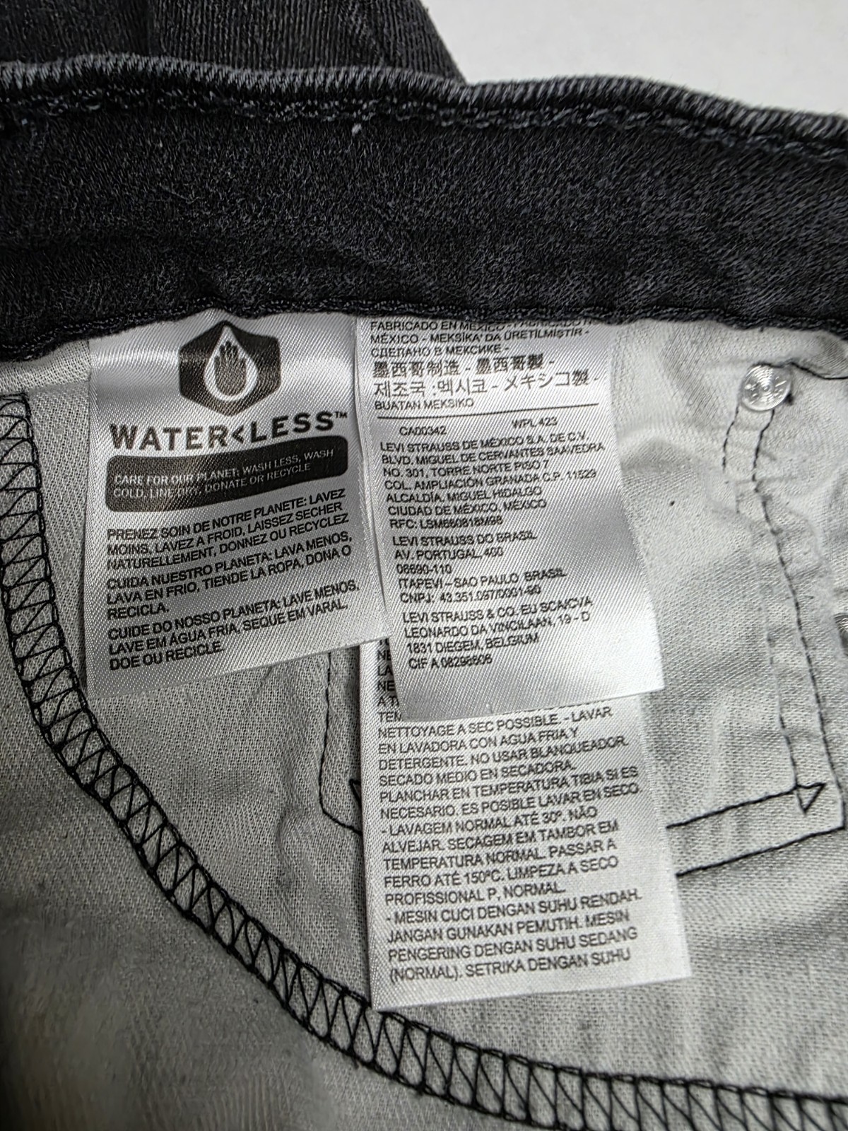Levis 511 Slim Fit Jeans Mens 32×32 Black Native Cali Flex Denim 04511-1907