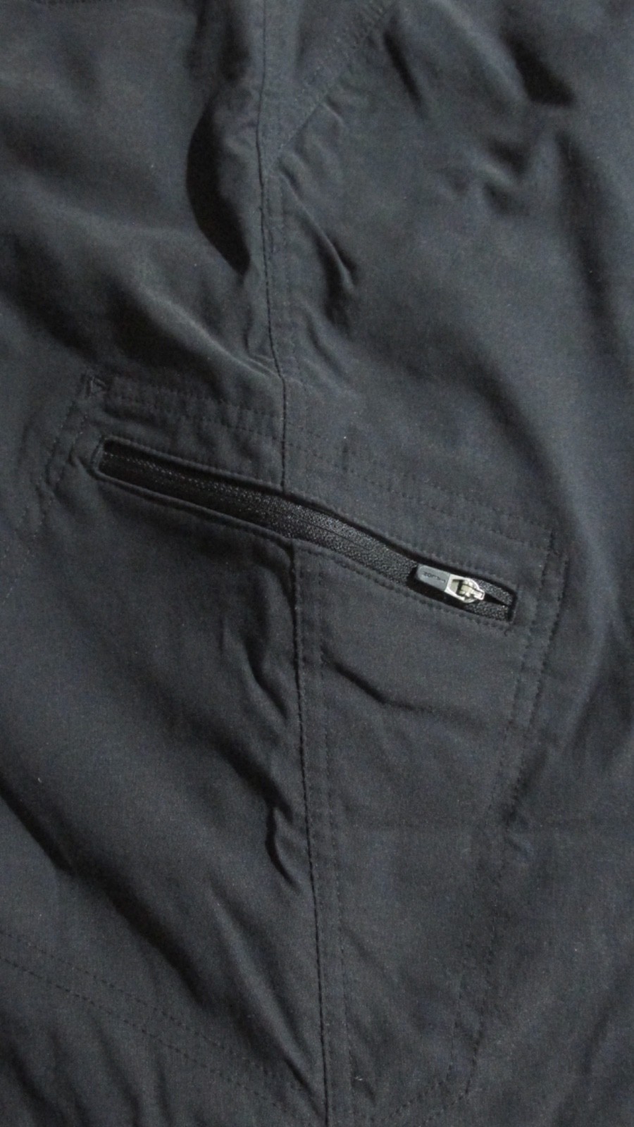 Eddie Bauer Pants Women’s Sz 14 Black Stretch Capri w/Adjustable Bottom
