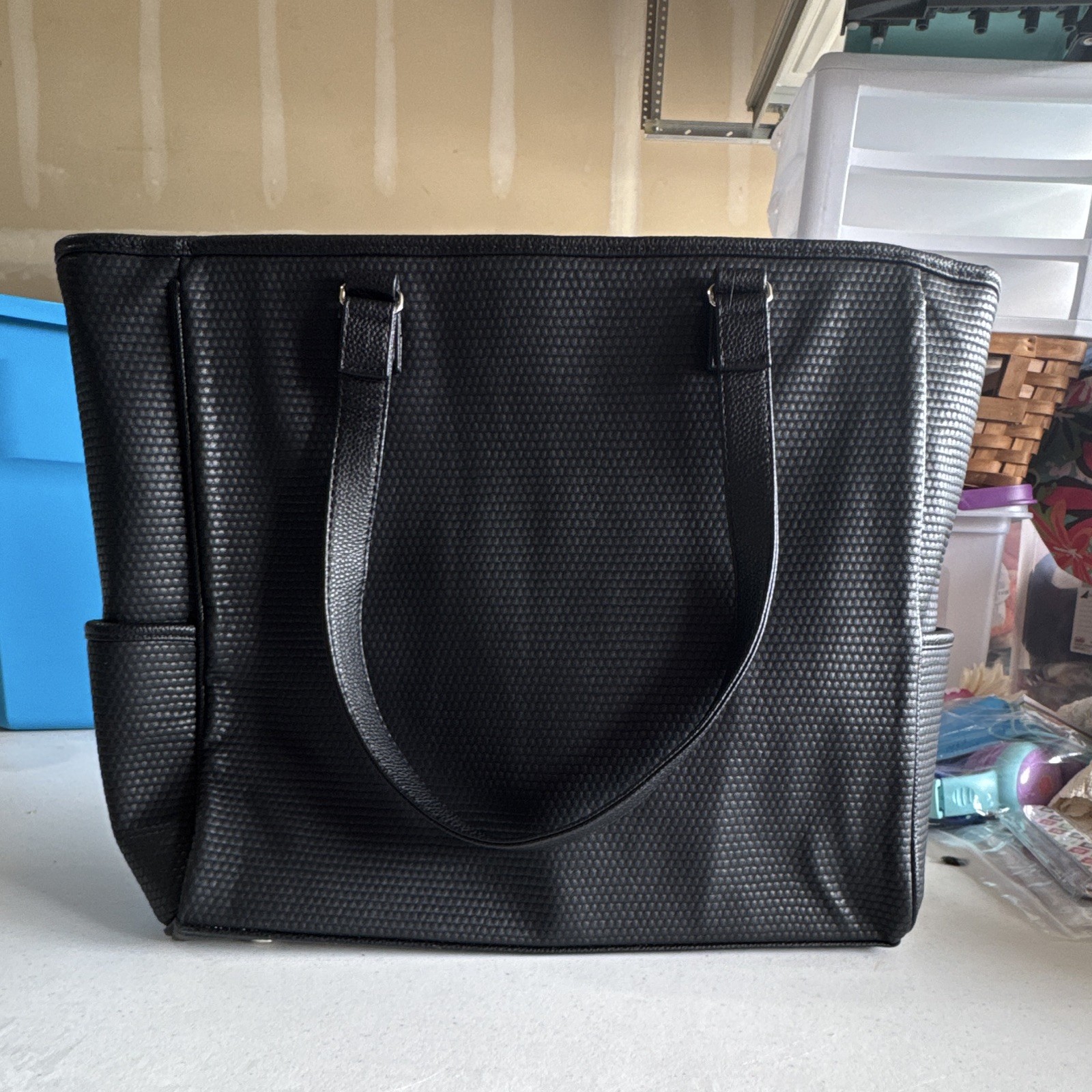 Thirty-One Black Textured Tote Bag Zip Closure Polka Dot Lined w/ Pouch