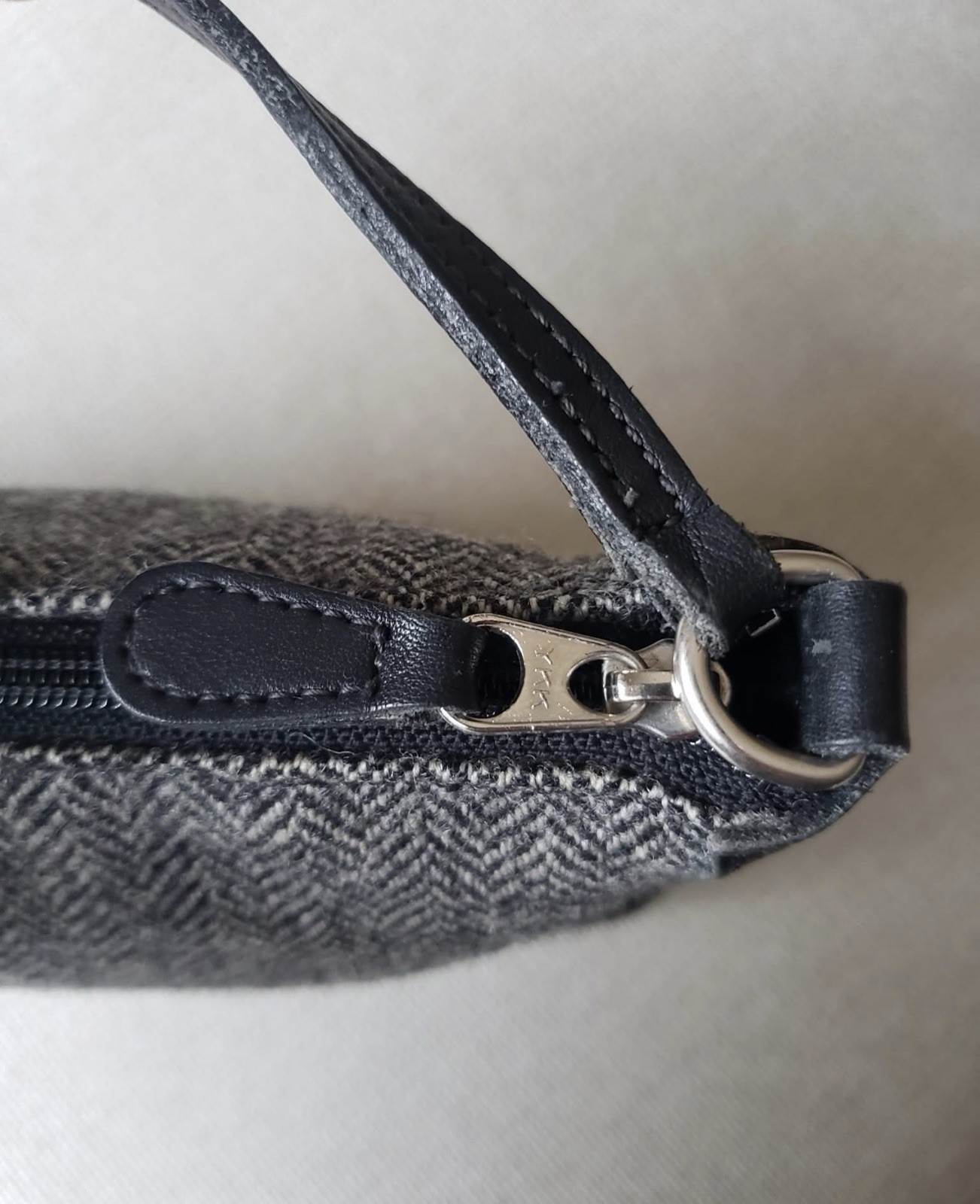 COACH Vintage 1999 Bleecker Black Tweed & Leather Demi Bag 6112 Beautiful