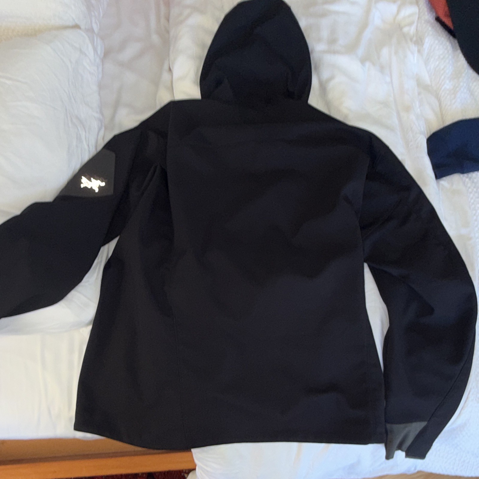 Arc’teryx Mens XL Black Hooded Full Zip Jacket Regular Fit