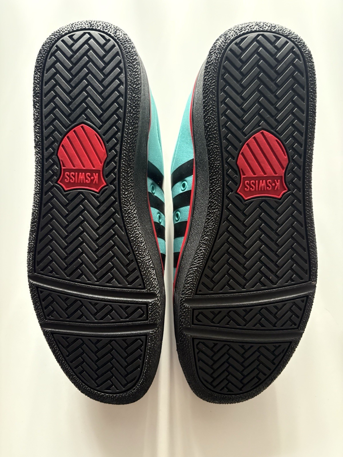 K‑Swiss Classic 2000 x My Hero Academia Limited Edition – Size 11 – New in Box