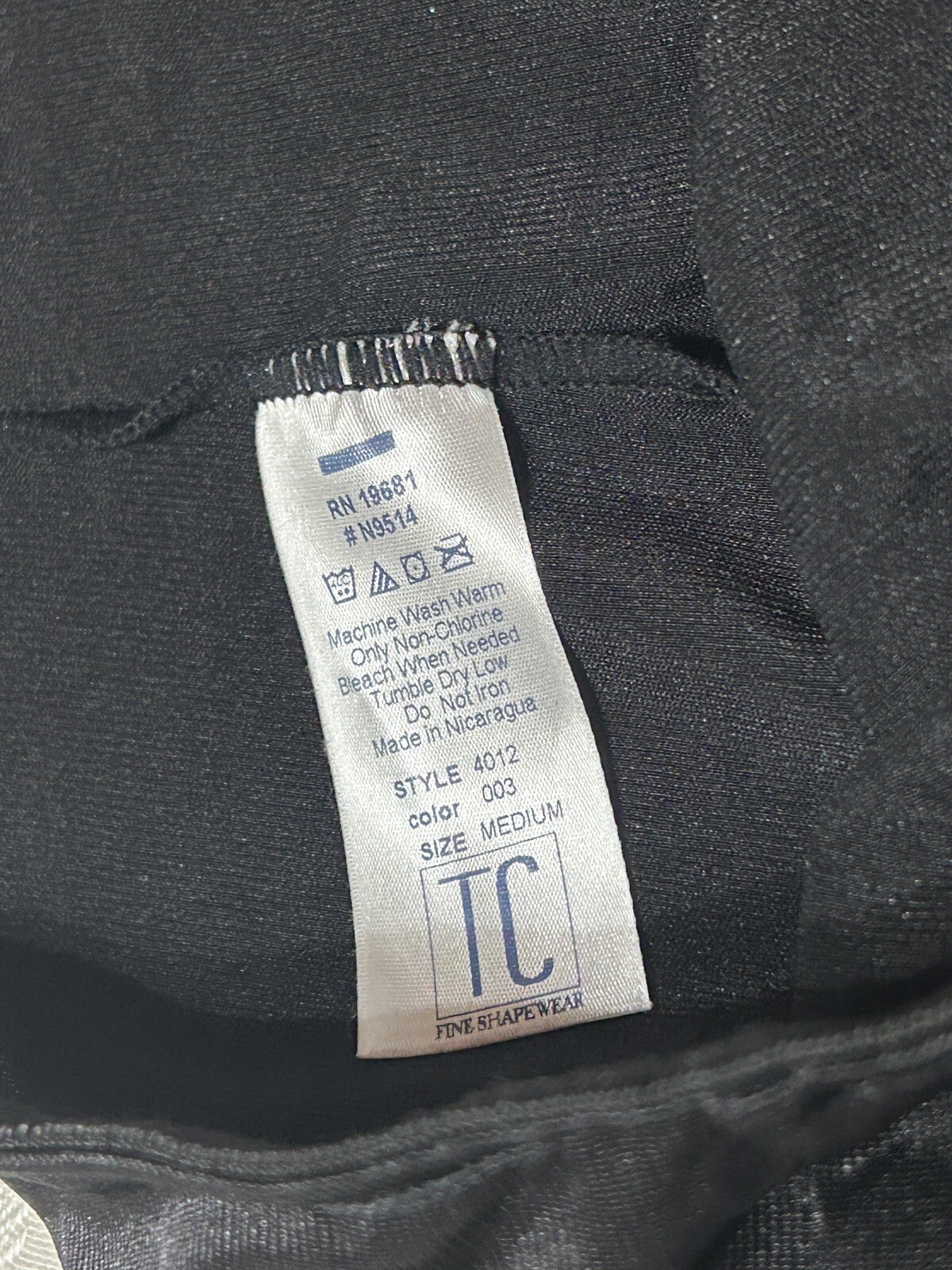 TC FINE INTIMATES Waistline Black Medium Control Brief Womens M #317