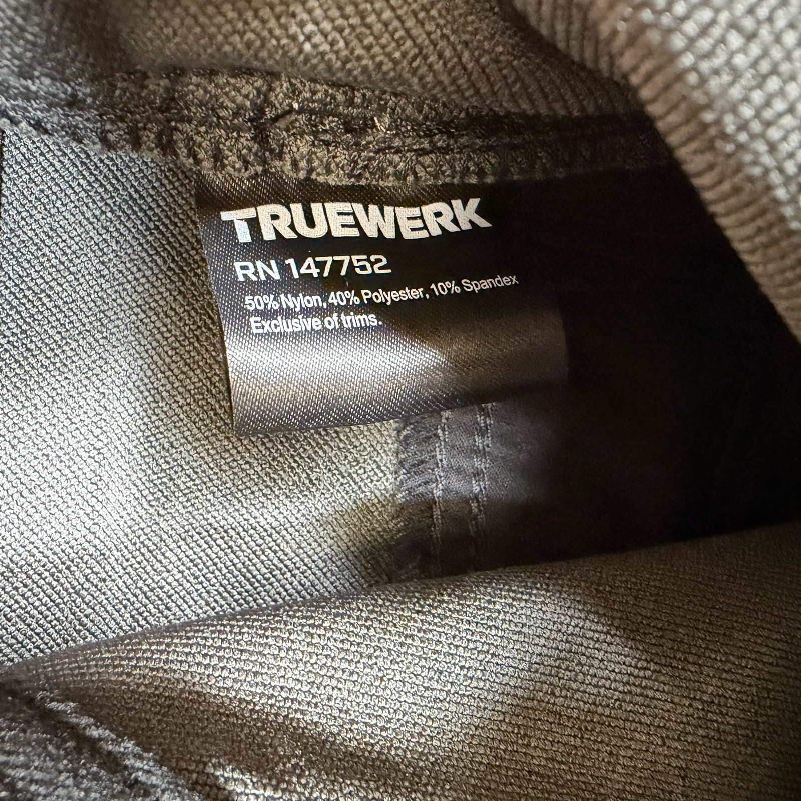 NEW! Truewerk T2 Werkpants Men’s 44×32 Black Cargo Performance Stretch Technical