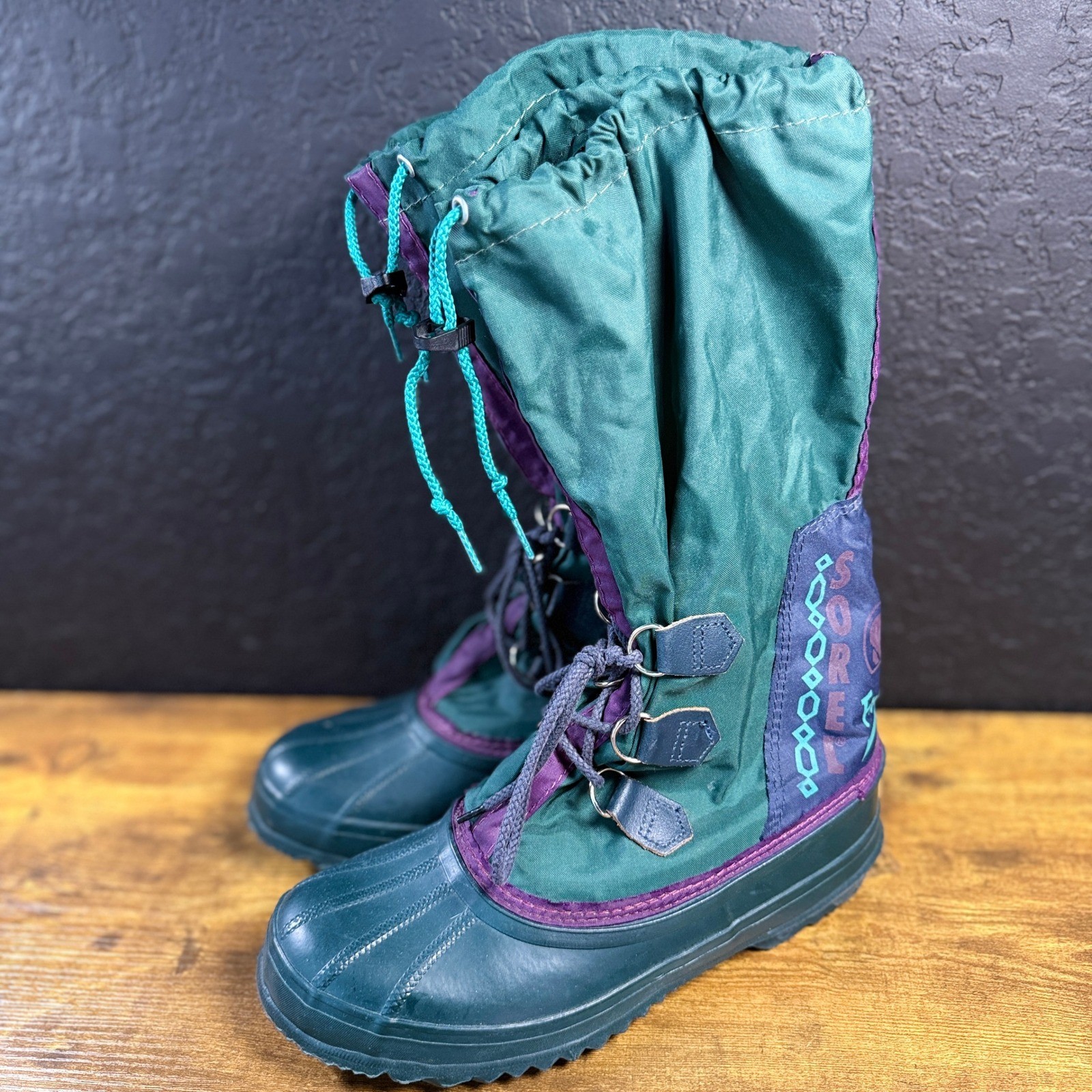 Sorel Free Spirit Teal Purple Nylon Rubber Winter Snow Boots Women Size 9