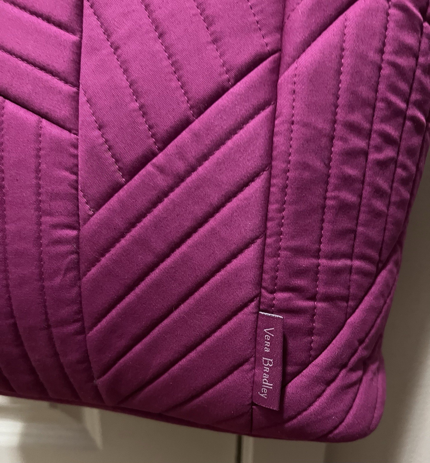 *NWT* Small Vera Tote and Turnlock Wallet in Dark Raspberry
