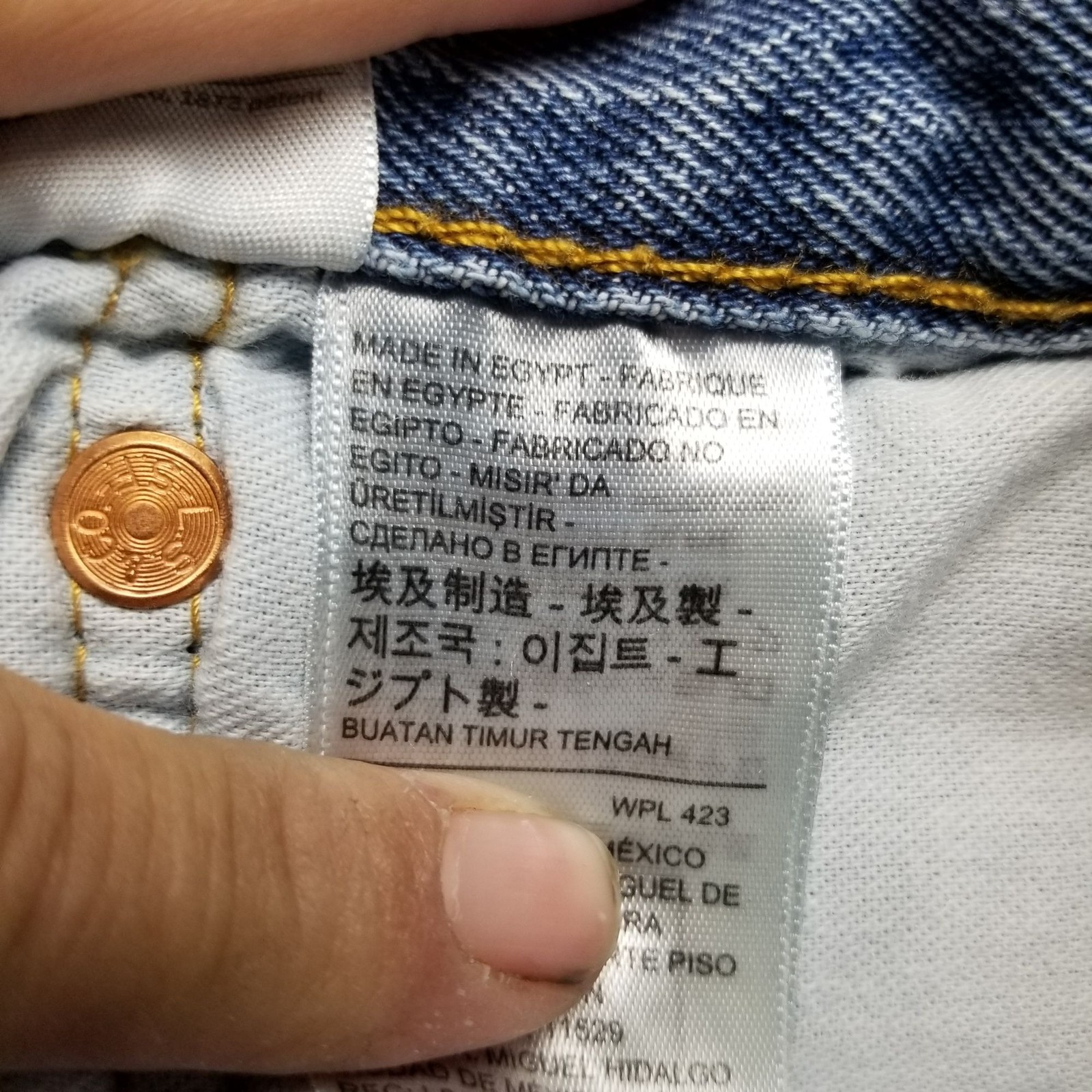 Levis Jeans Mens 36×29 Blue 501 Cotton Denim Button Fly Straight *Read*