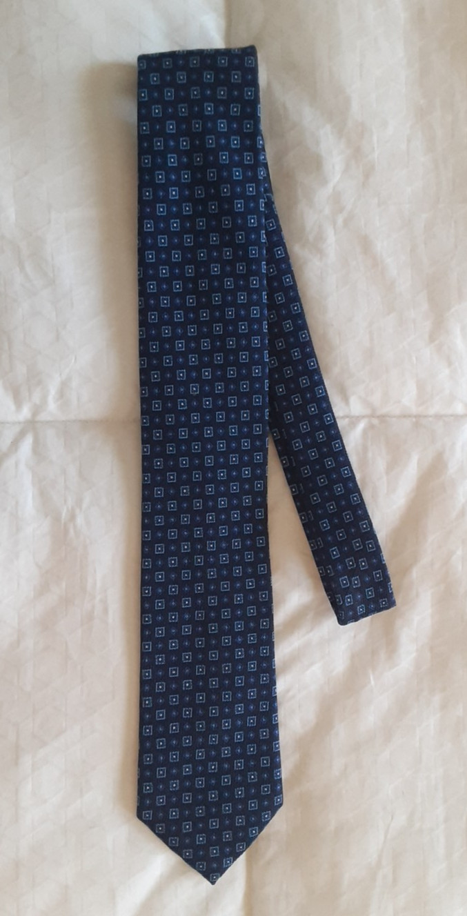 Brioni Silk Jacquard Tie 3.25″ x 61″ Navy Blue Foulard Handmade in Italy
