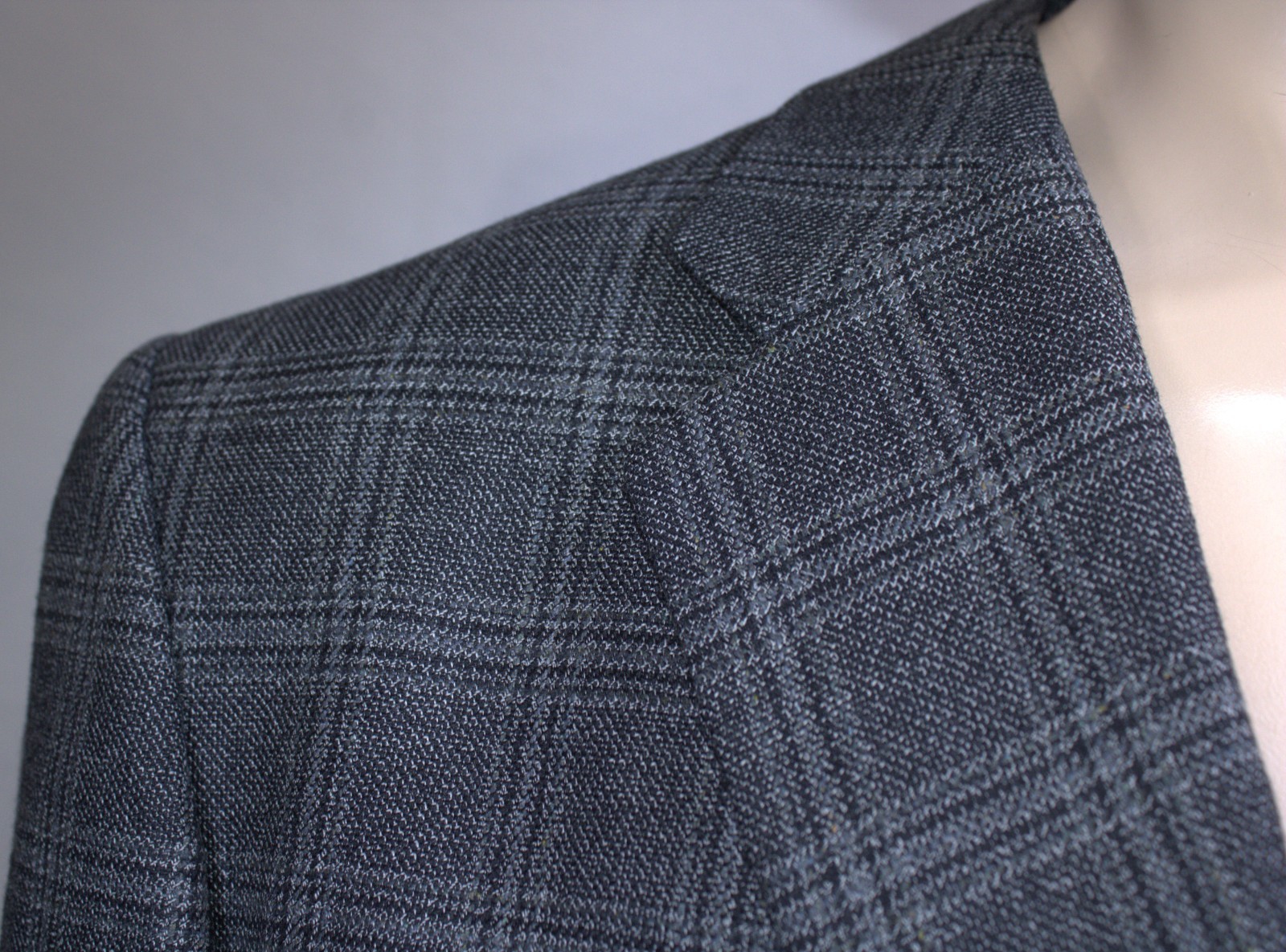 Hickey Freeman Blazer Mens 48R Charcoal Plaid Silk Worsted Wool 2 Button 1 Vent