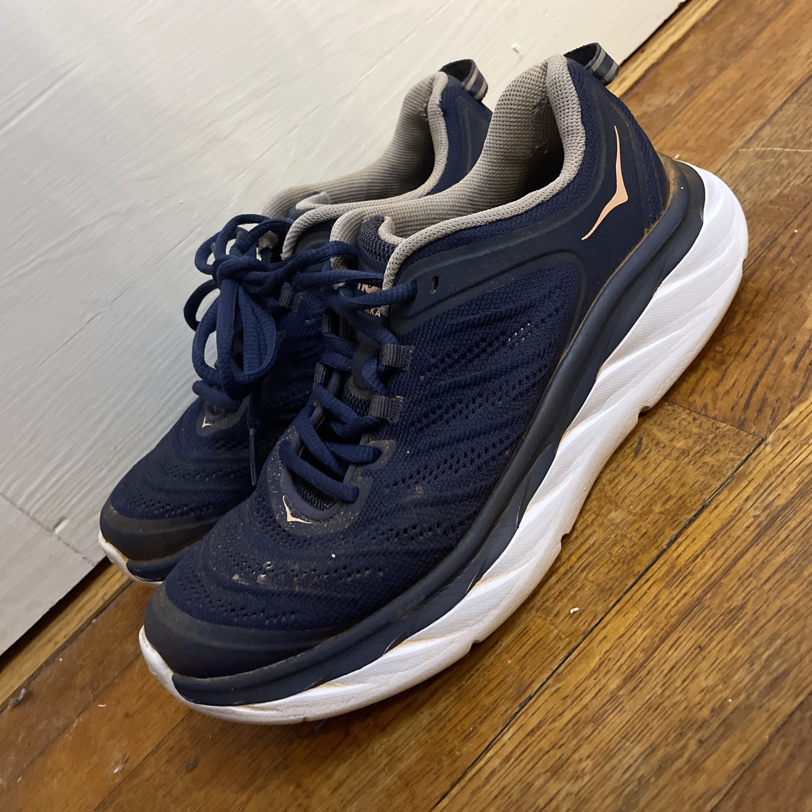 HOKA One One W Akasa Time To Fly Navy Peach White US 6 EU 37 1/3