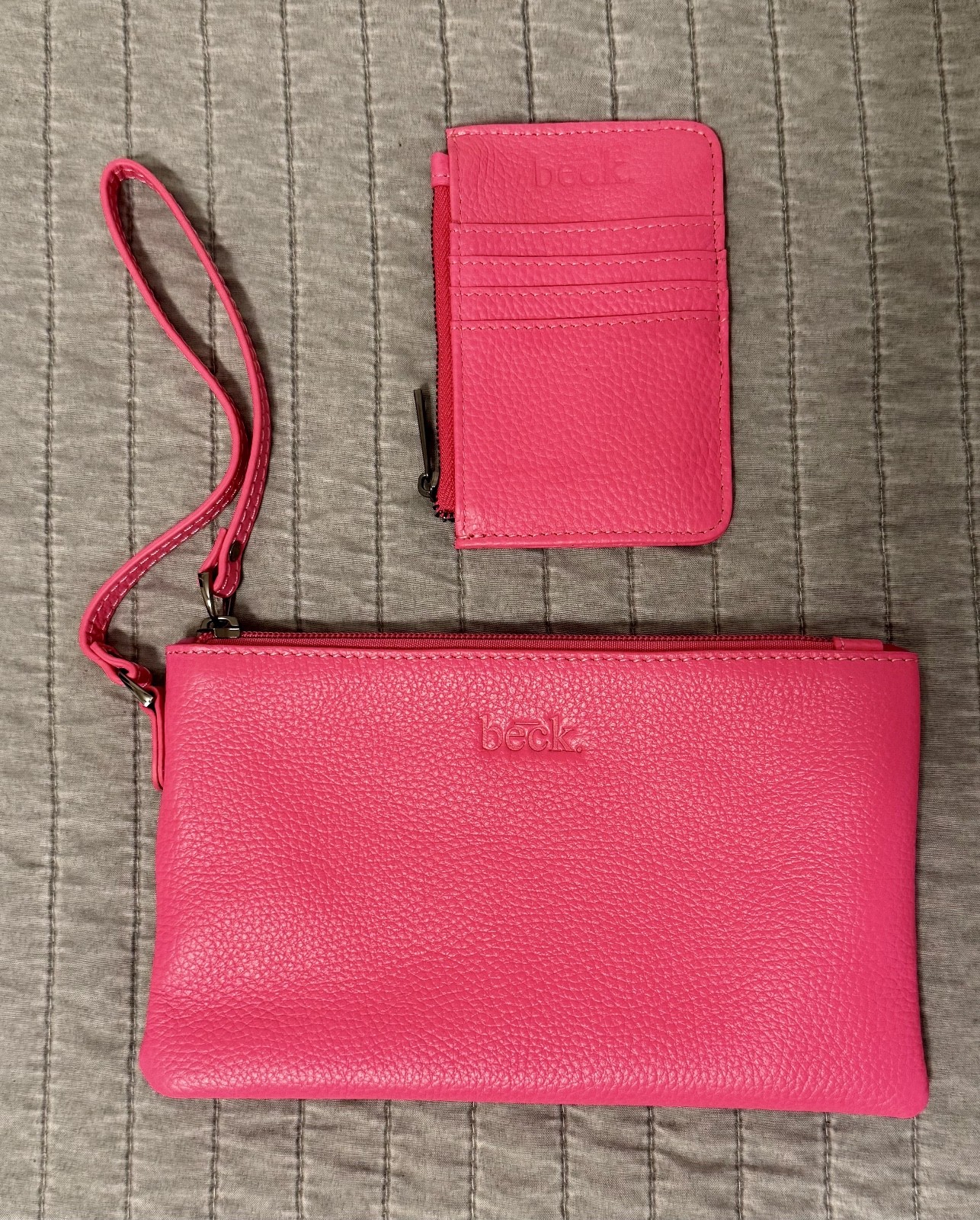 BECK BAG ZIPLET AND CARD/COIN WALLET PEBBLED GRAIN LEATHER, Flamingo Neon Pink