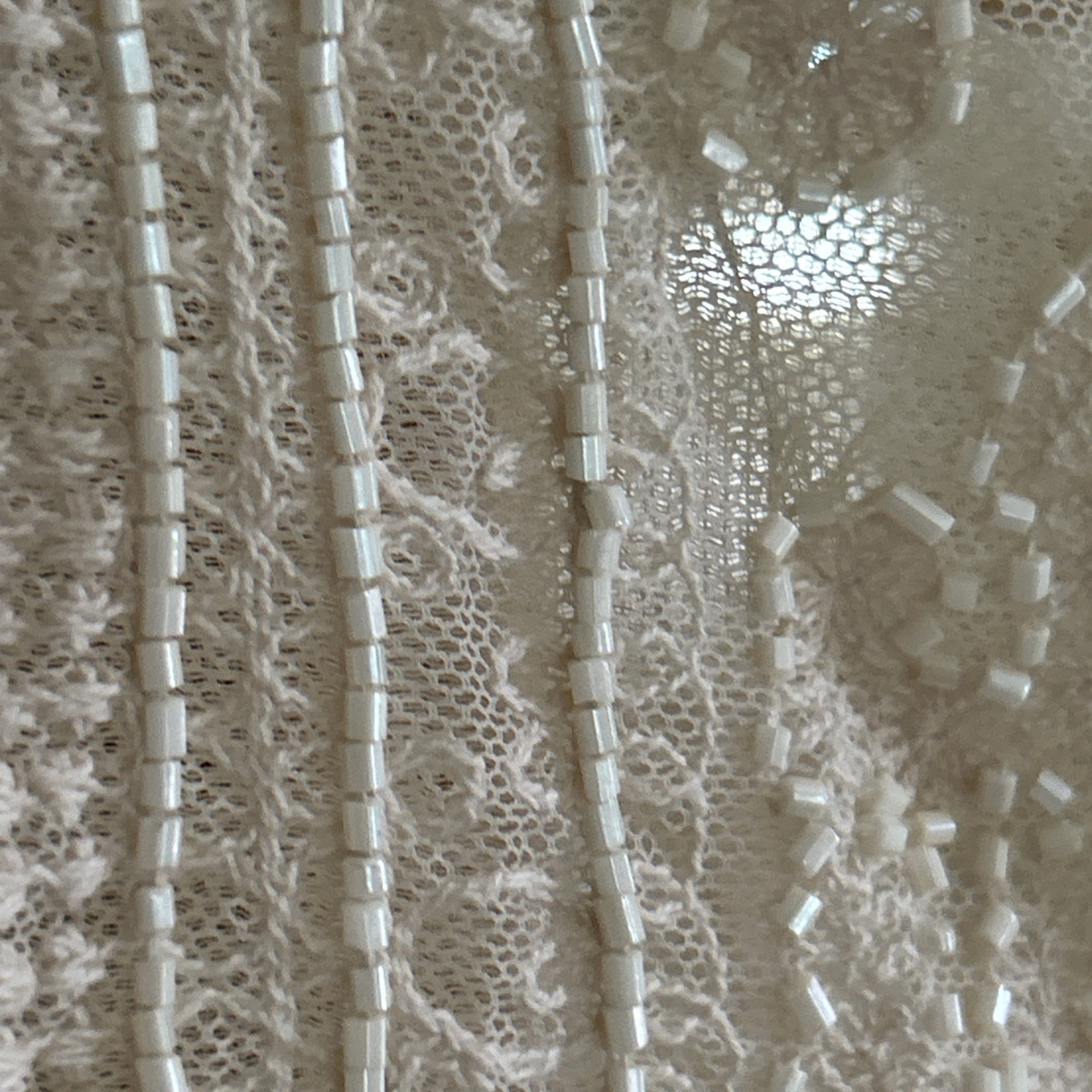 THE LIMITED Top L Ivory Sheer Sleeveless Embroidered, Lace & Beading EUC