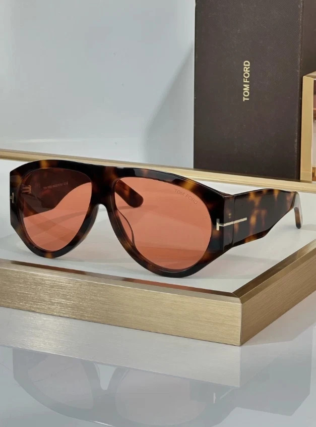 Tom Ford Bronson TF1044 60 12-140 Unisex Sunglasses Dark Havana Red