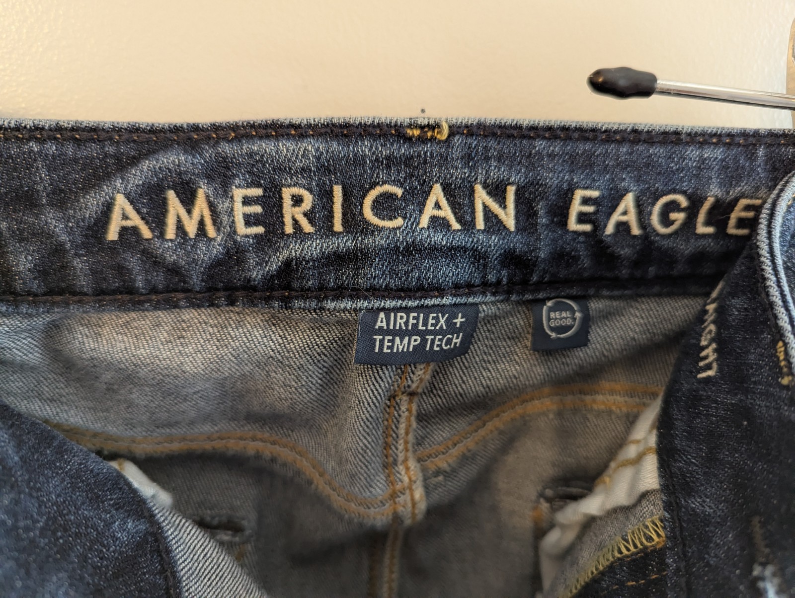 American Eagle Outfitters AirFlex+ Temp Tech Athletic Straight Blue Jeans 29×30