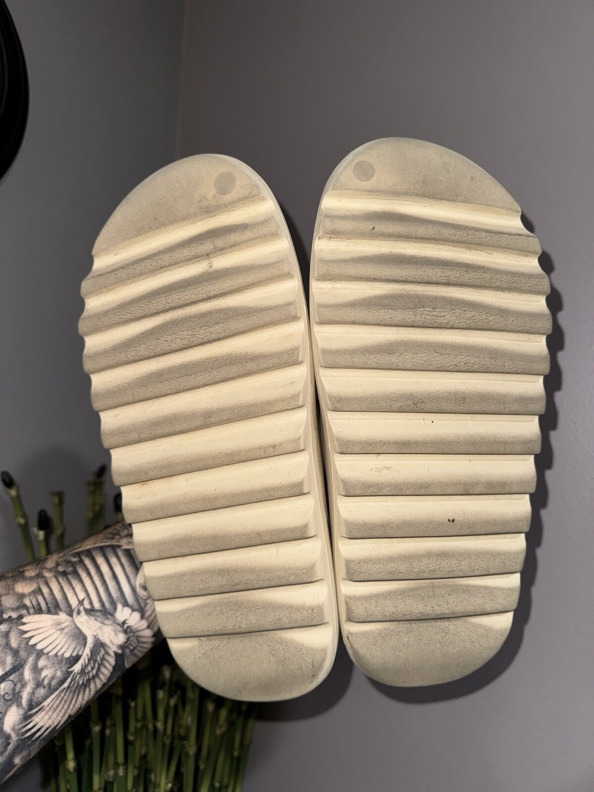 Size 10 – adidas Yeezy Slide “Bone” ✅Great Condition & Ships Today✅