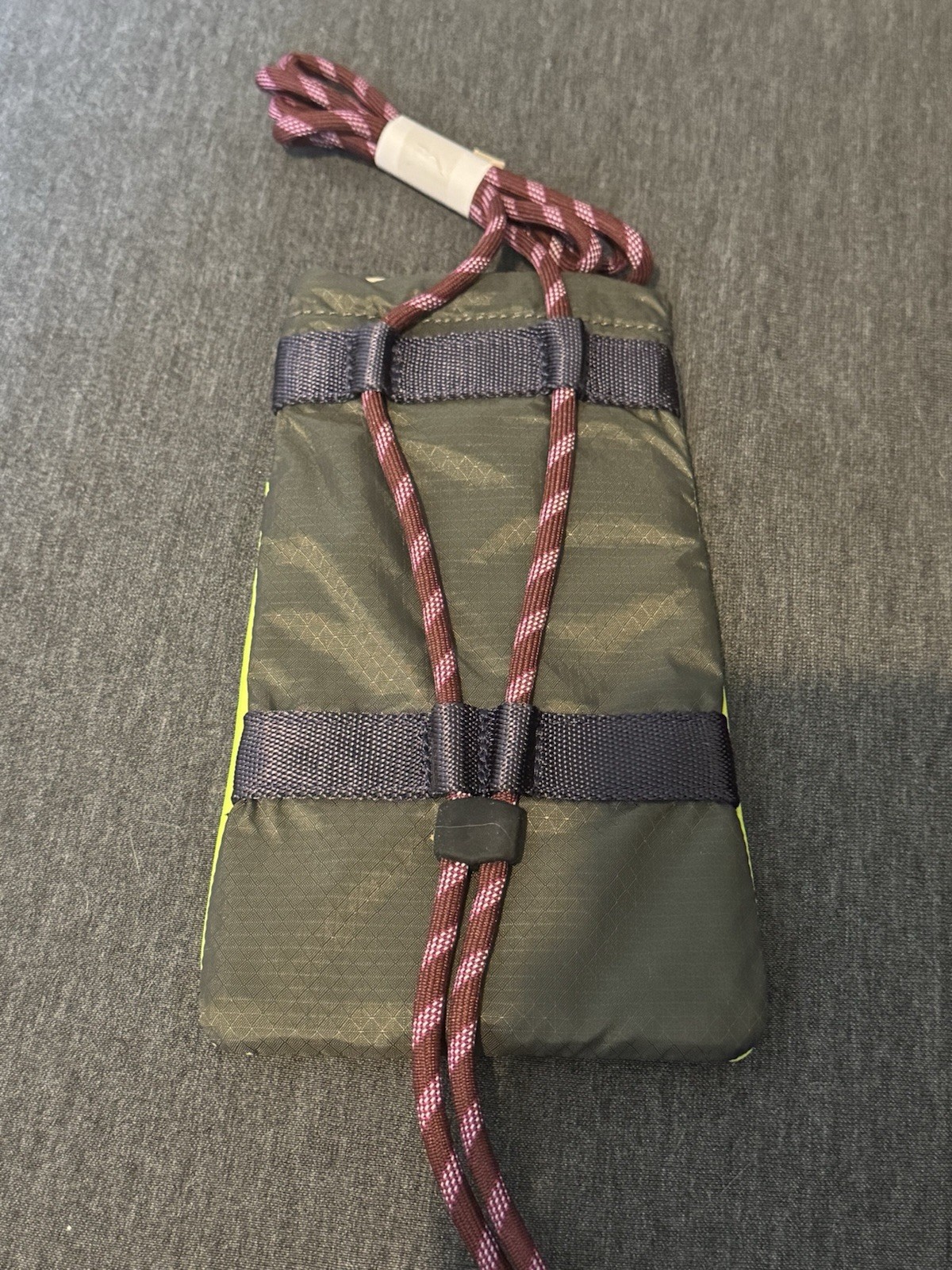 Lululemon Play Forward Crossbody Pouch Bag OS Gray Lime Green