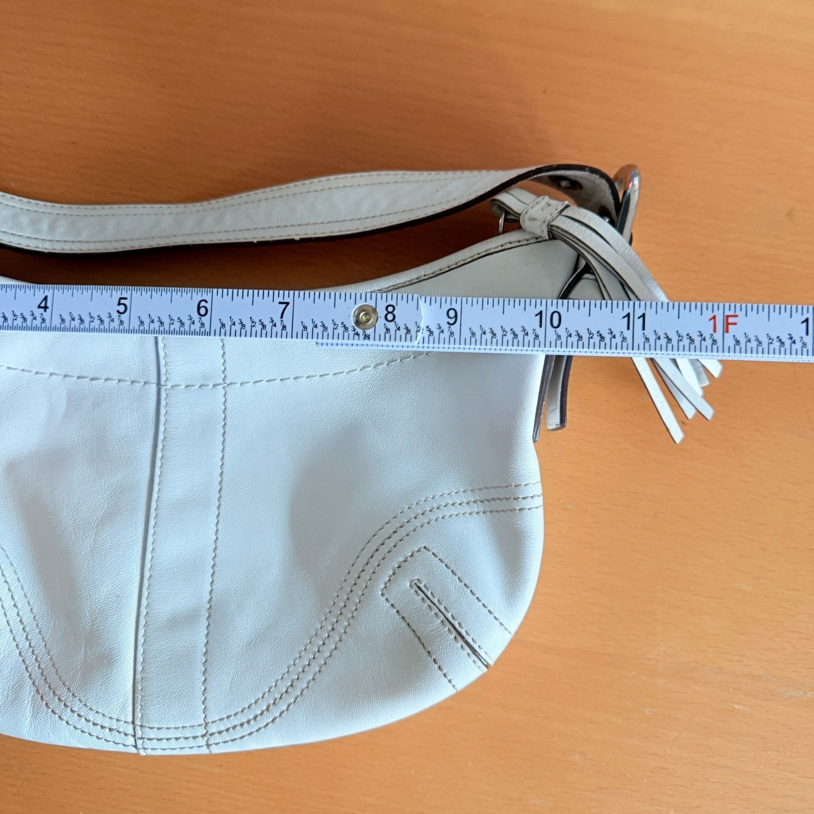 Coach Soho White Leather Hobo Bag Vintage Shoulder Purse K05S-8A01