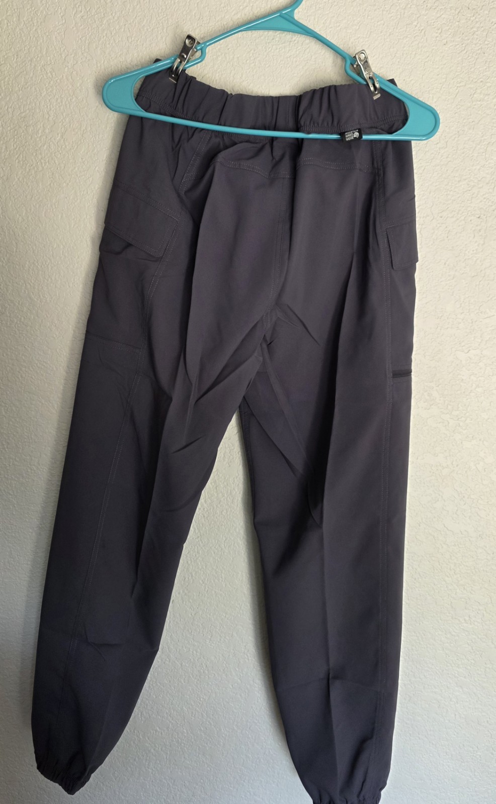 NEW Mountain Hardwear Trail Sender Women’s Gray Outdoor Hiking Pants Medium