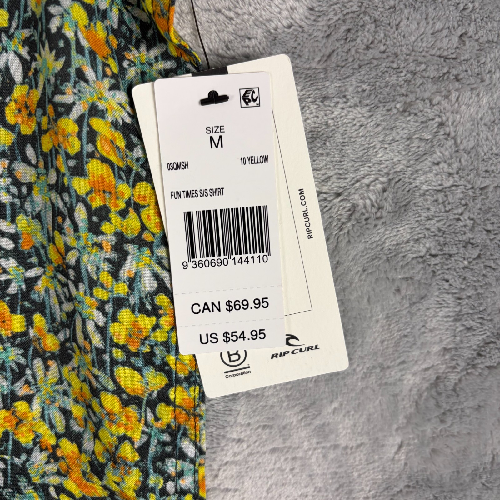 Rip Curl Shirt Mens Medium Yellow Fun Times Floral Short Sleeve Button Up NEW!
