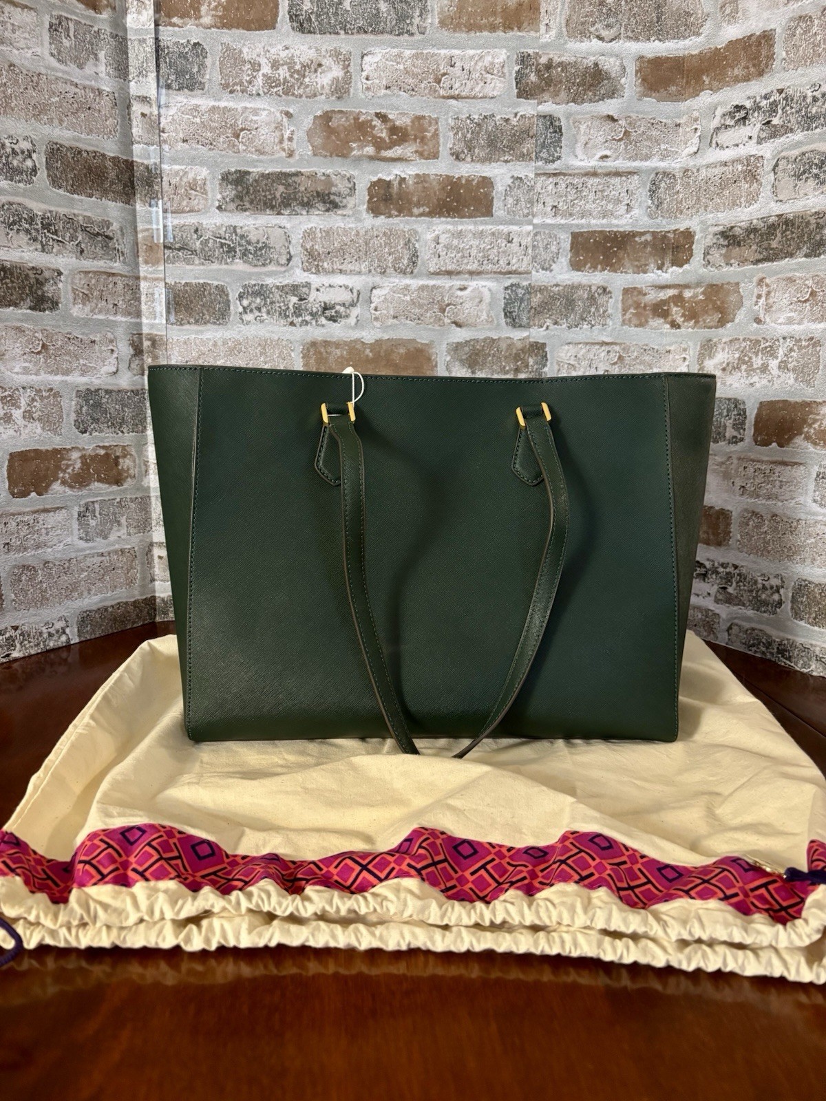 NWT Tory Burch Robinson Saffiano Pine Green Large Handbag W/Dust Bag (nonsmkr)