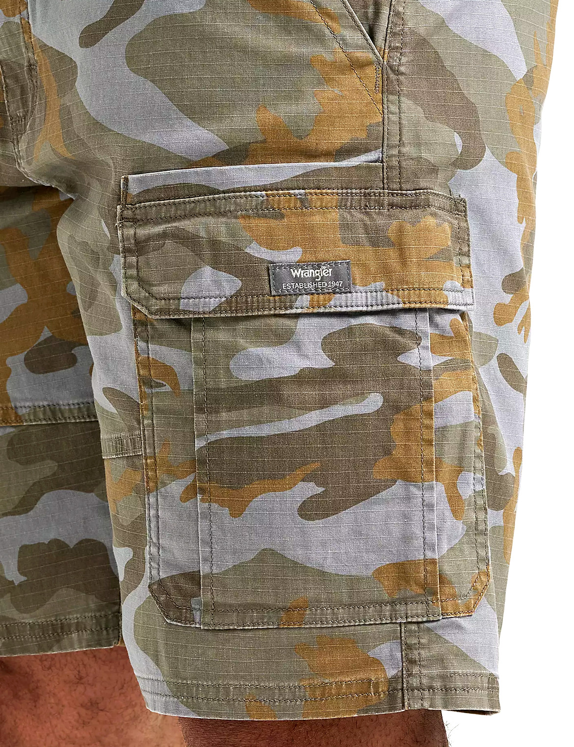 Men’s Wrangler Relaxed Fit 10 inch Stretch Cargo Shorts Camo CHOOSE SIZE 30-48
