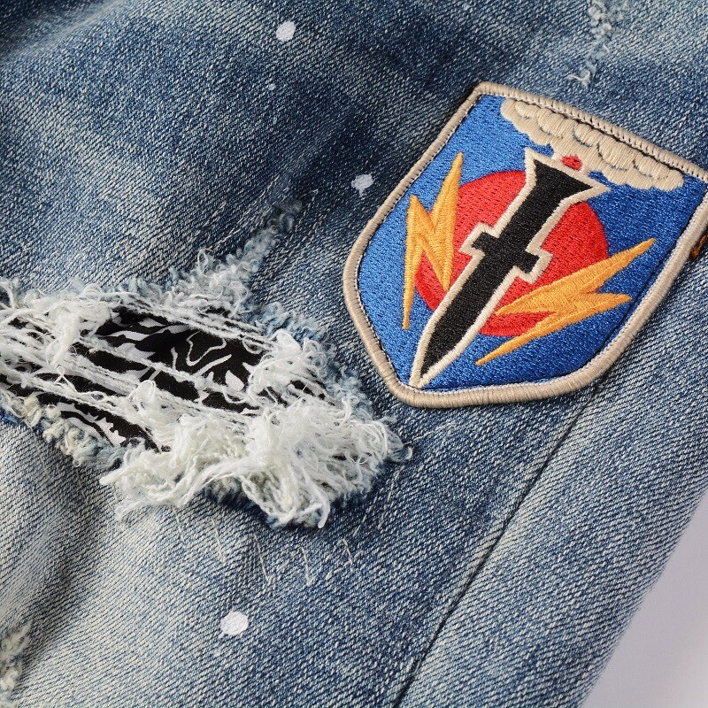 Men’s Vintage Distressed Stretch Denim Skinny Jeans with Patches and Studs