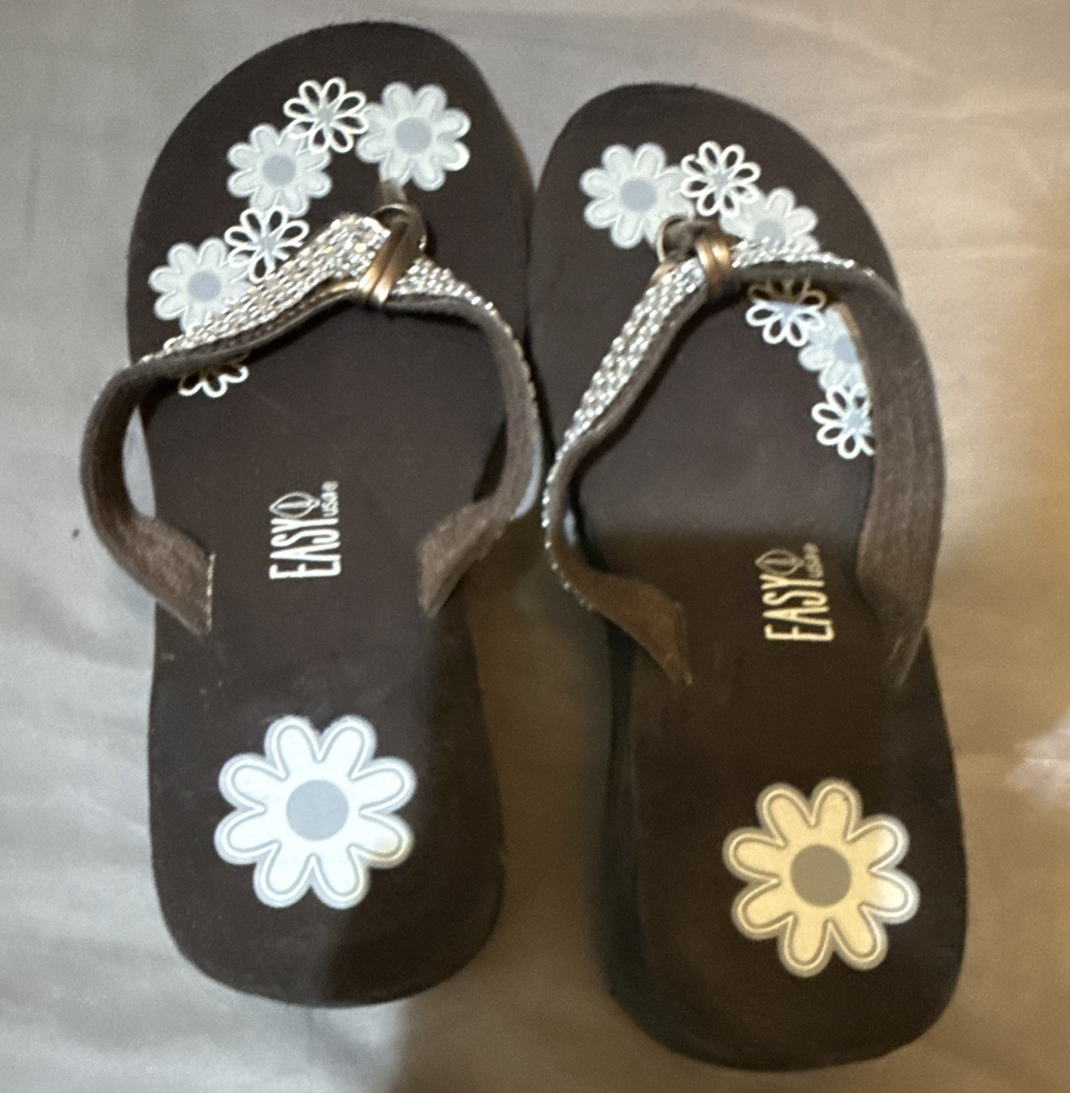 EAST 5 Women’s Size 10 Brown Wedge Flip Flop Sandals Floral Rhinestone