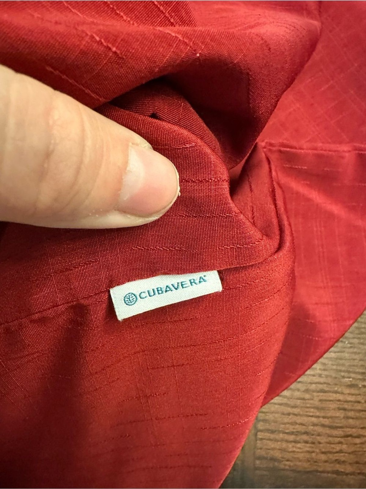 Cubavera Men’s Short-Sleeve Button-Down Shirt in Deep Red XL Travel Lightweight