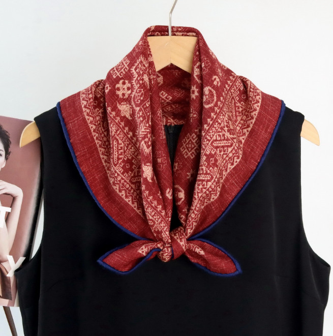 70% Cashmere 30% Silk Scarf Neckerchief Shawl totem Print Bandana 68X68cm Wrap