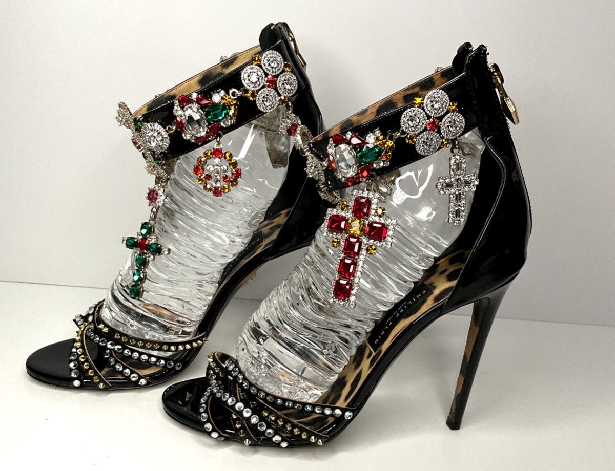 Philipp Plein 9 Fashion Show Crystals Cross Crucifix Rhinestones Heels Pumps