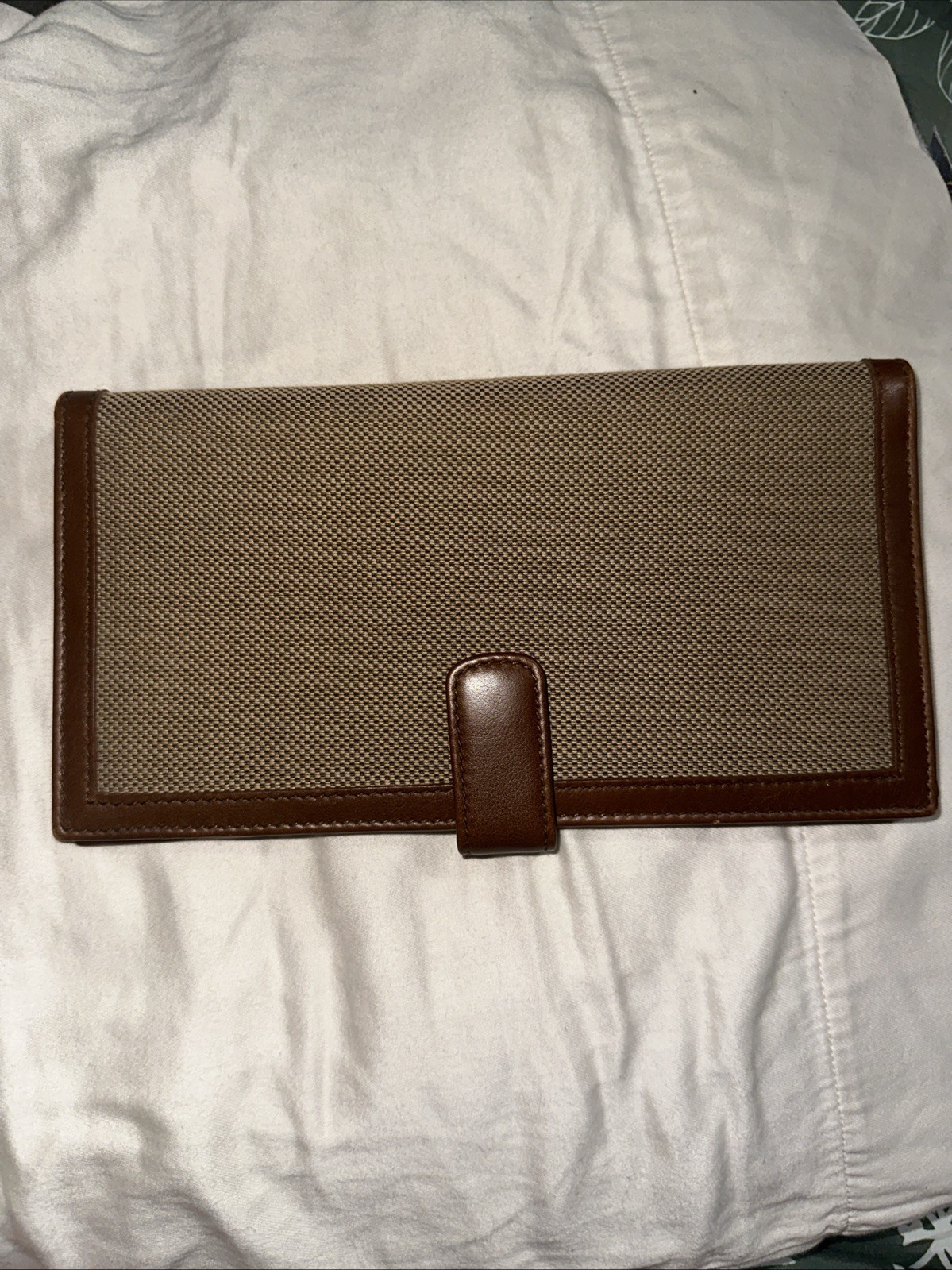NEW – BROOKS BROTHERS Leather Mens Bi-Fold Luxury Mens Wallet RARE- 8.75″ x 4.5″