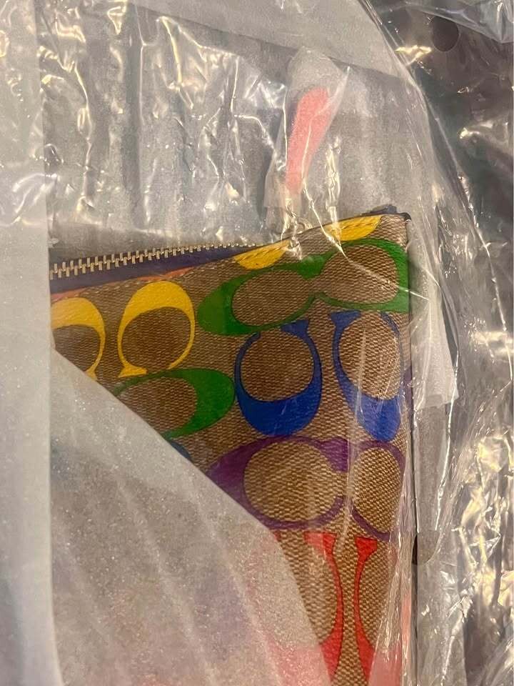 NEW Coach Rainbow Signature Gallery Tote CA555 Khaki Multi | NWT Authentic