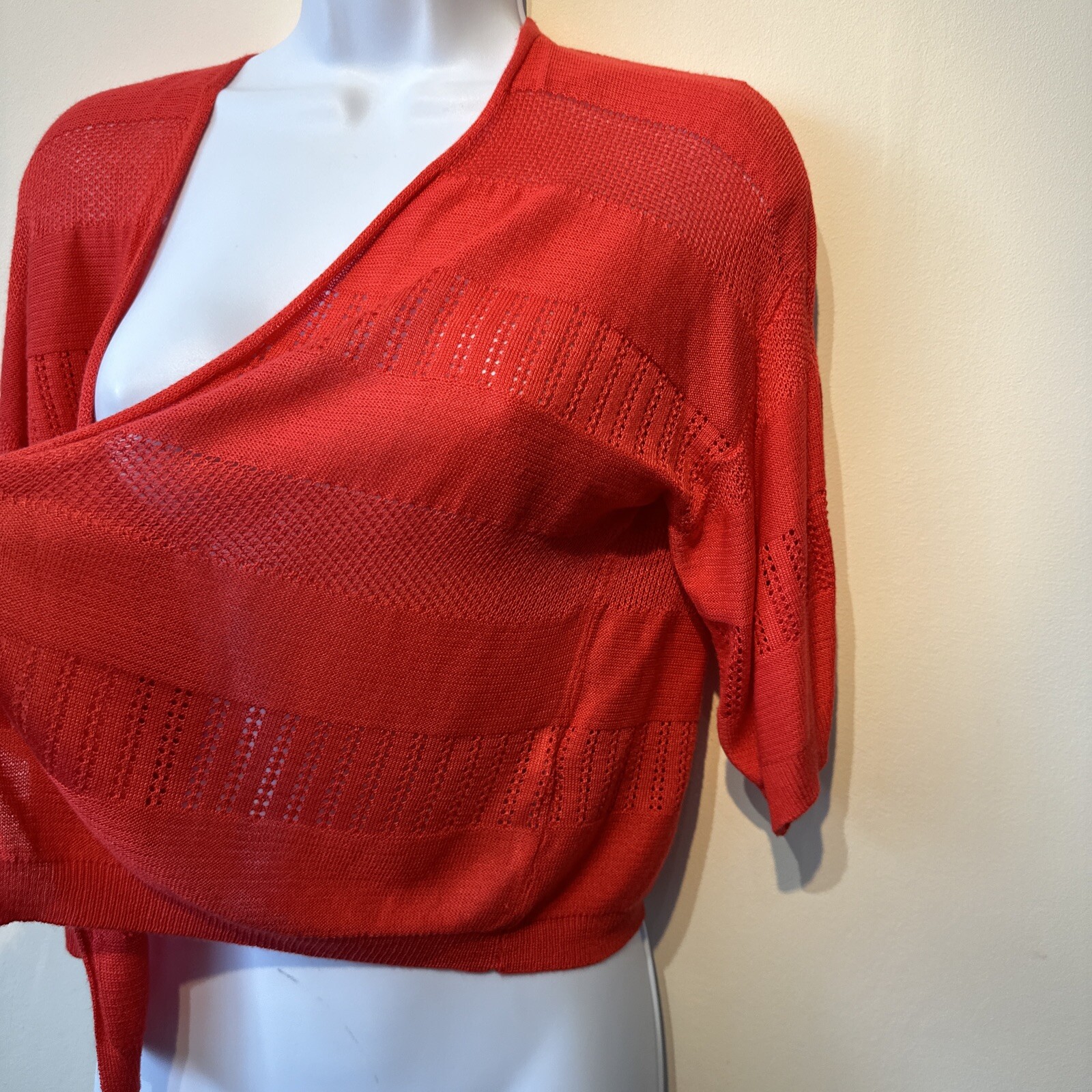 RED CROP CARDIGAN SHRUG KNIT JACKET ANY SEASON ANY OCCASION SZ L 16