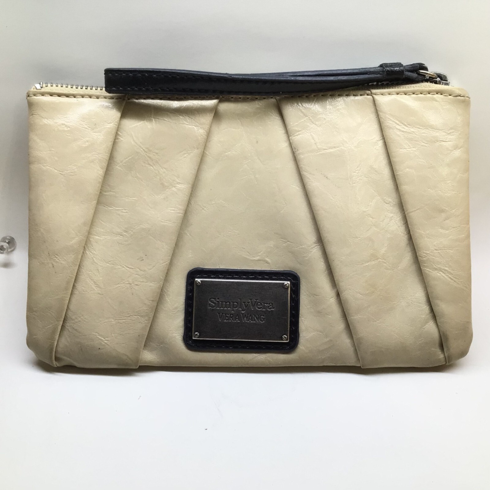 Simply Vera Vera Wang Womens Beige Wristlet Clutch 100% Man-Made Material