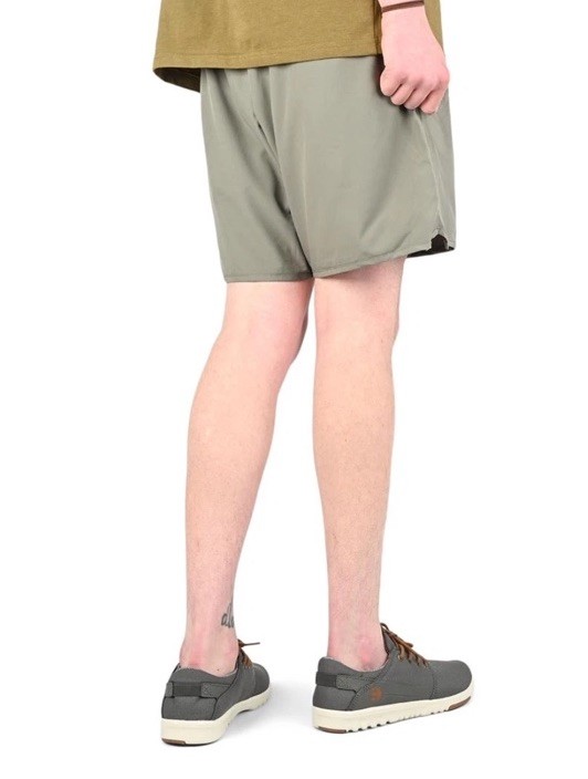 $70 RVCA Men’s Yogger Stretch 17 Shorts 8″ – Slate Green – Medium -New Tag