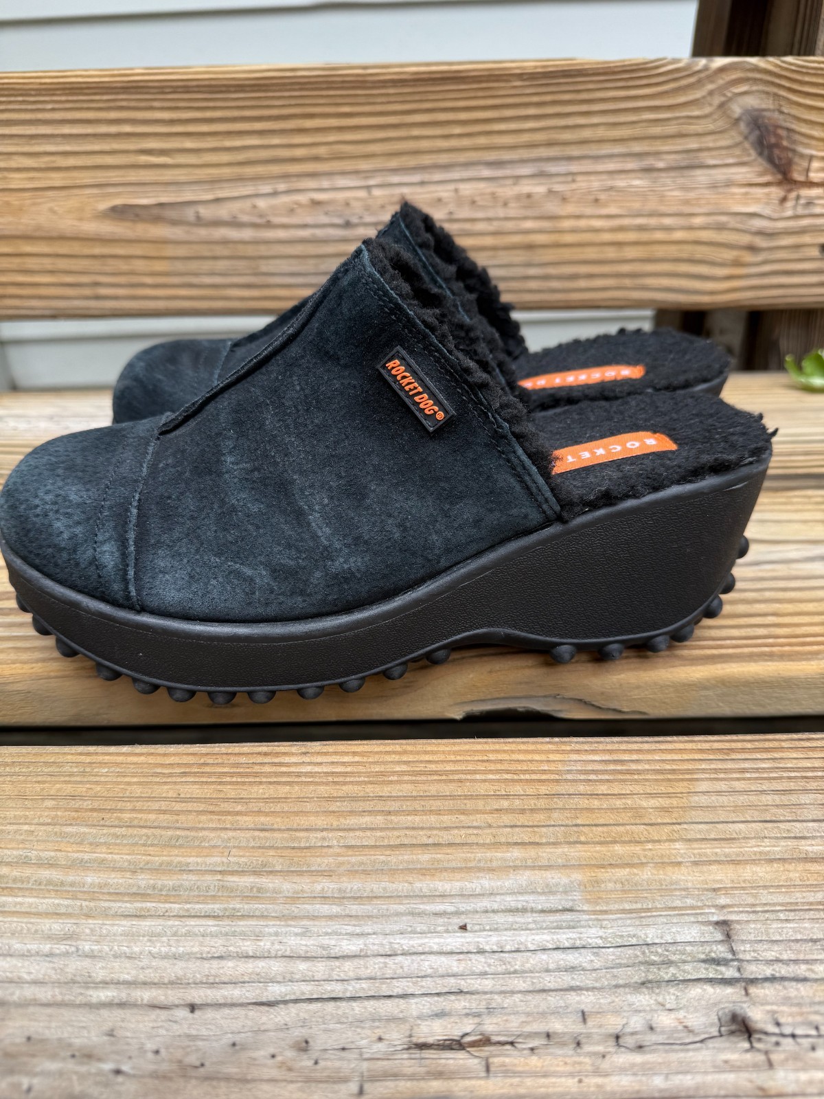 Rocket Dog Womens 9 Black Suede Faux Fur Sherpa Lined Chunky Platform Clogs