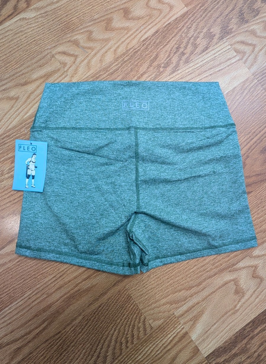 Fleo Shorts – V Waistband Shorts – Size XXL NWT – Evergreen
