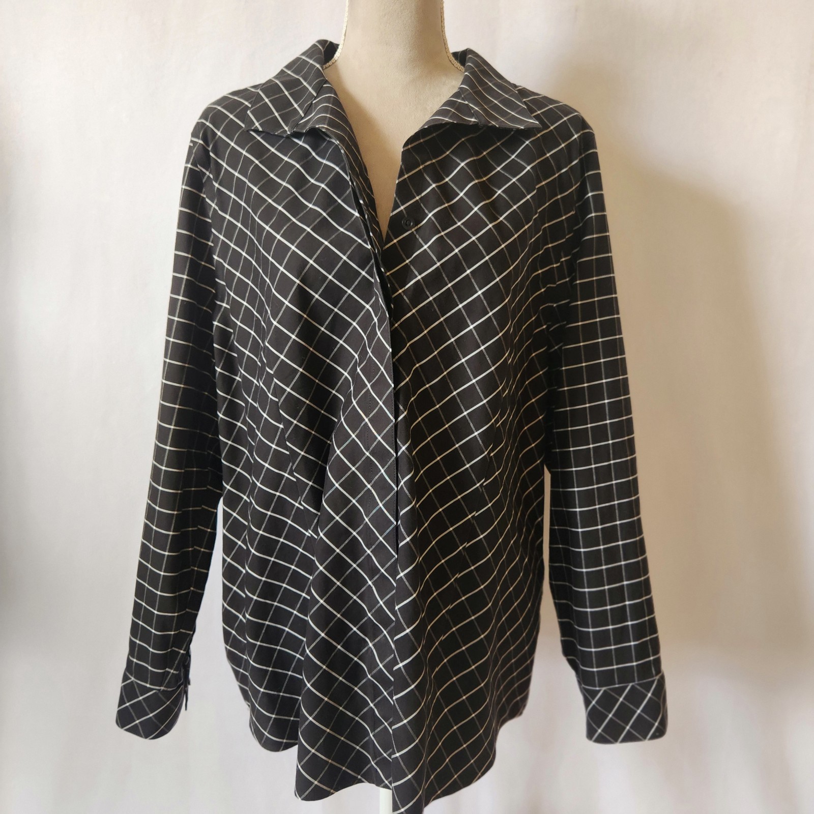 Chico’s Size 3.5/16-18 Black White Grid Pattern Long Sleeve Button Down Shirt