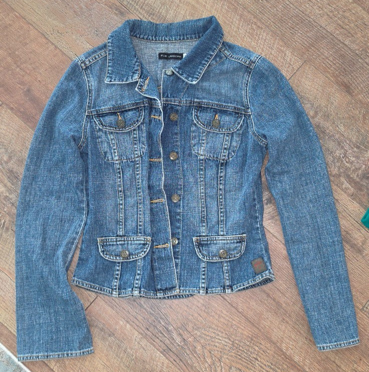Womens Tops H&M Hoodie and Jean Jacket, fits like Small