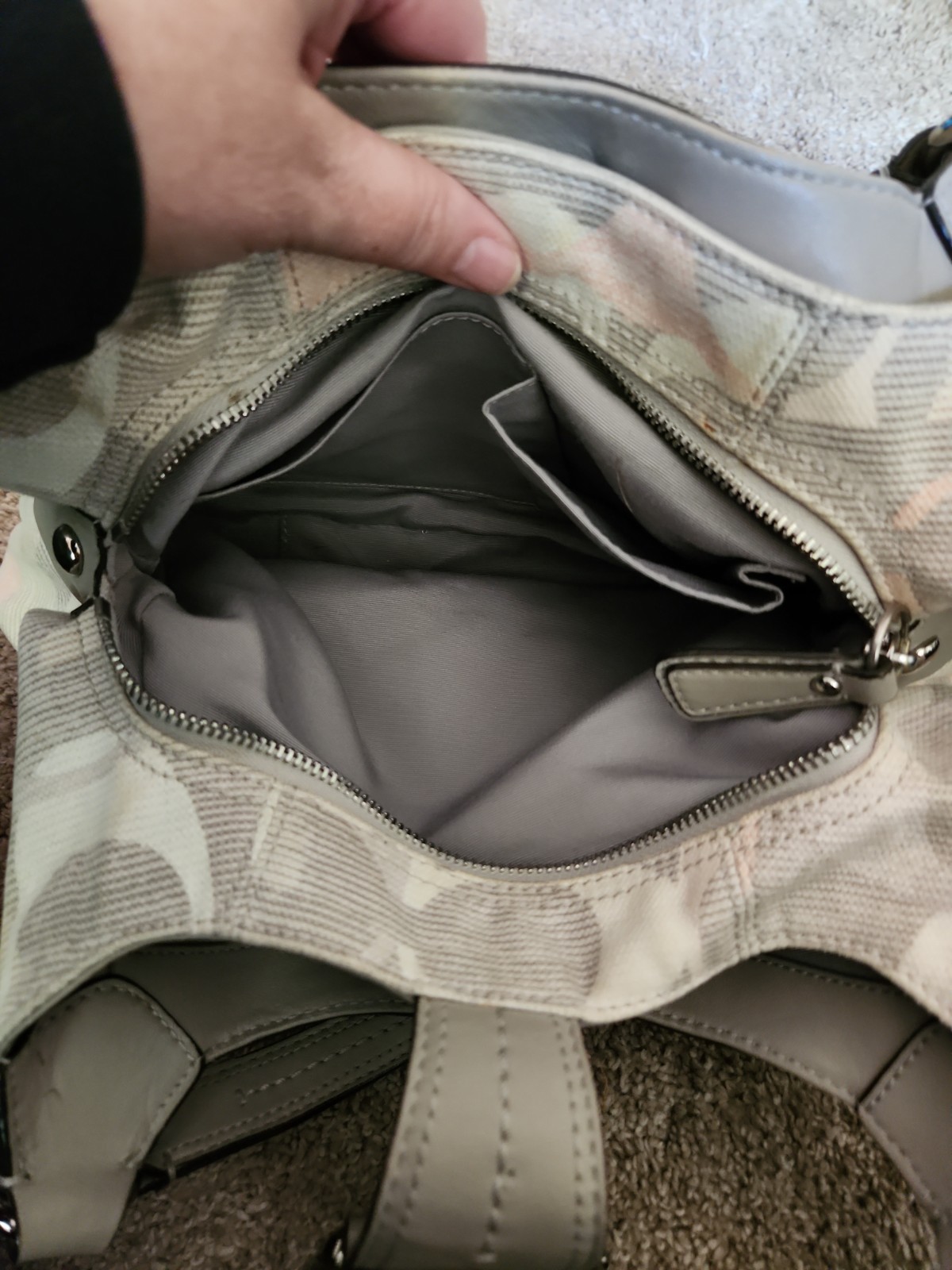 Coach MEDIUM F19193 Vintage Soho Lynn Gray Multicolor Signature C Canvas Hobo