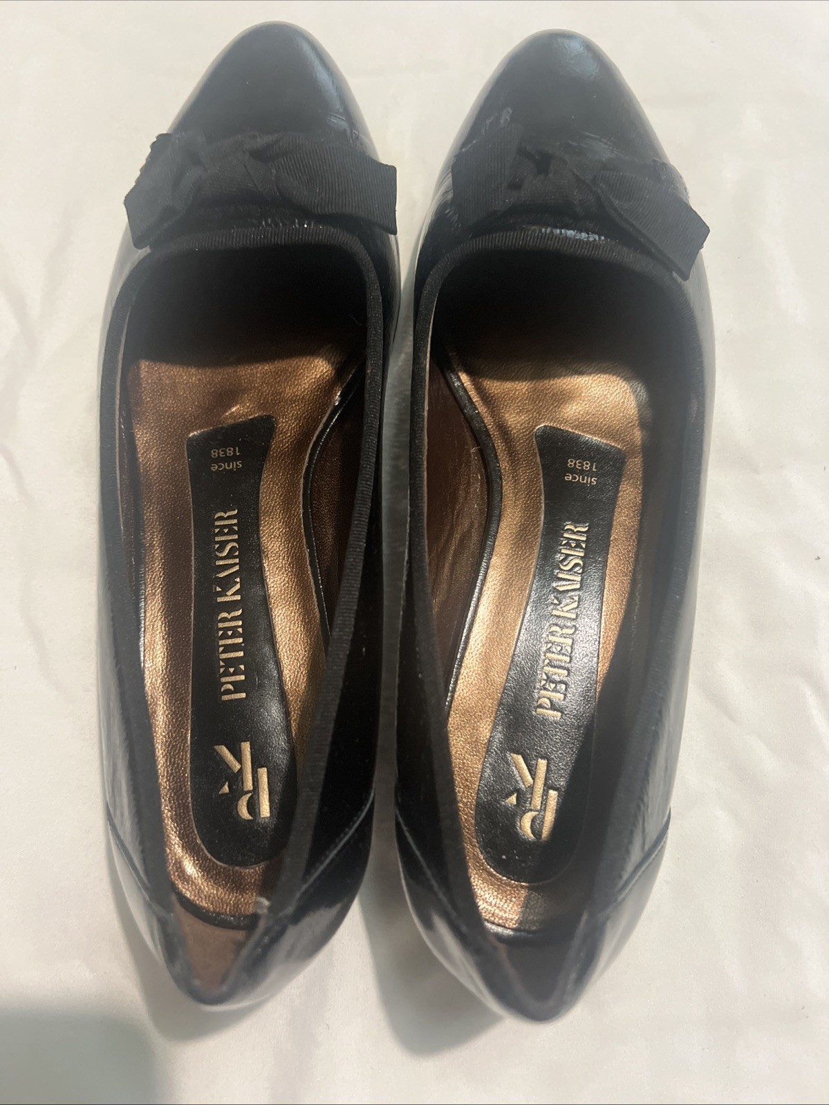 Peter Kaiser Black Patent Leather Pump With Bow Detail Size 8 New