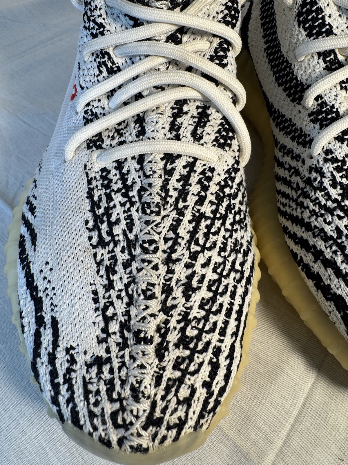 Size 9.5 – adidas Yeezy Boost 350 V2 Low Zebra