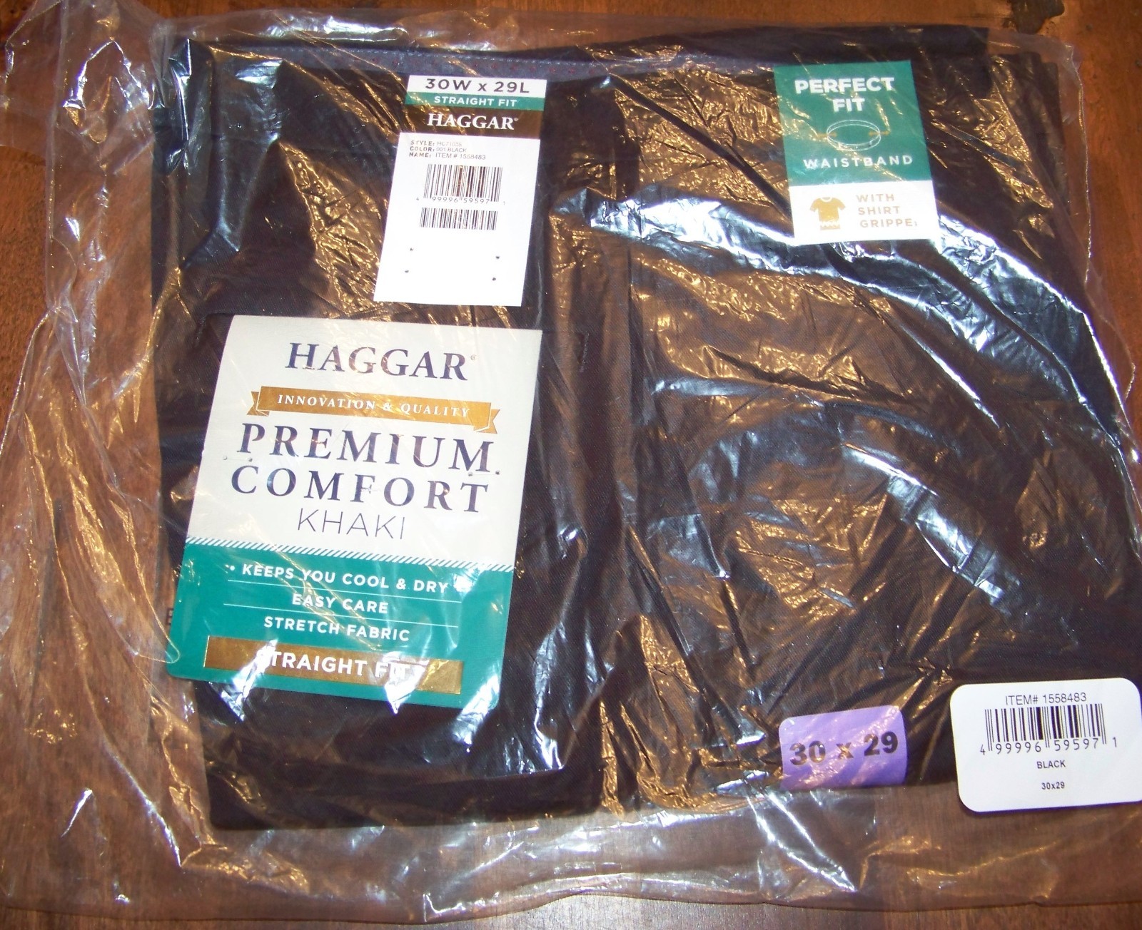 NEW IN PACKAGE HAGGAR MEN’S PREMIUM COMFORT KHAKI 30W X 29L STRAIGHT FIT BLACK
