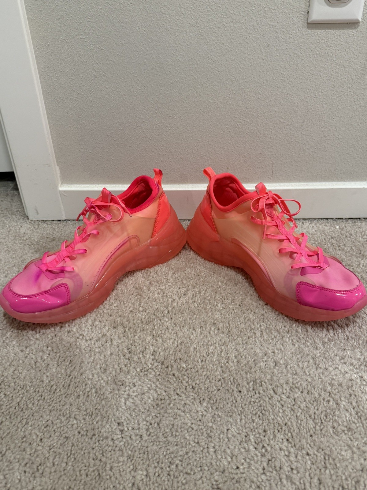 Guess Textile Synthetic Rubber Pink Women’s Sneakers Size 8.5