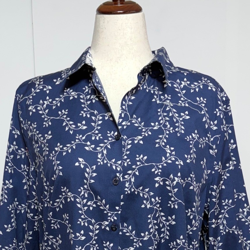 Chicos Top Womens XL 18 3.5 Blue Floral No-Iron 3/4 Sleeve Button Up