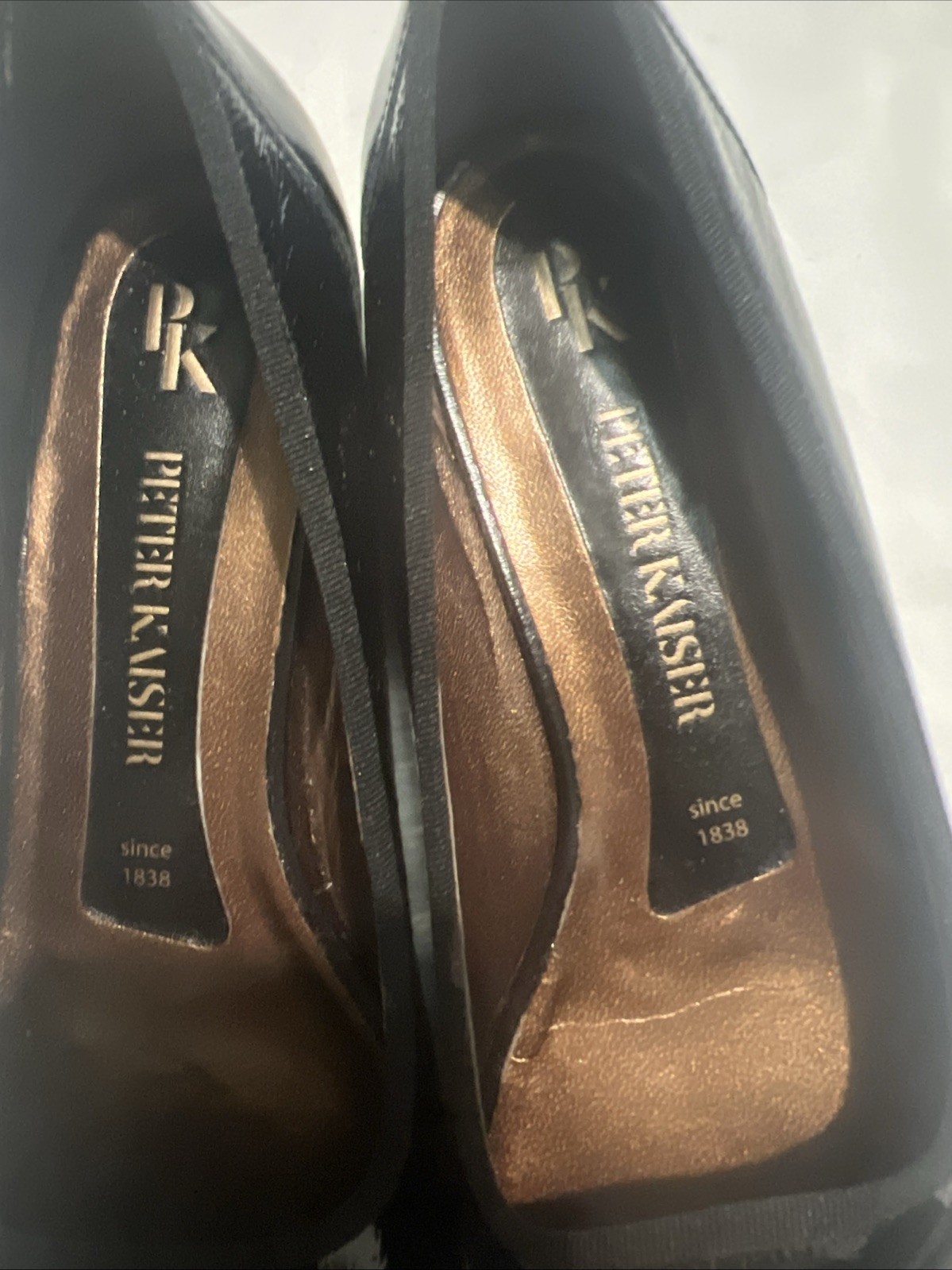 Peter Kaiser Black Patent Leather Pump With Bow Detail Size 8 New