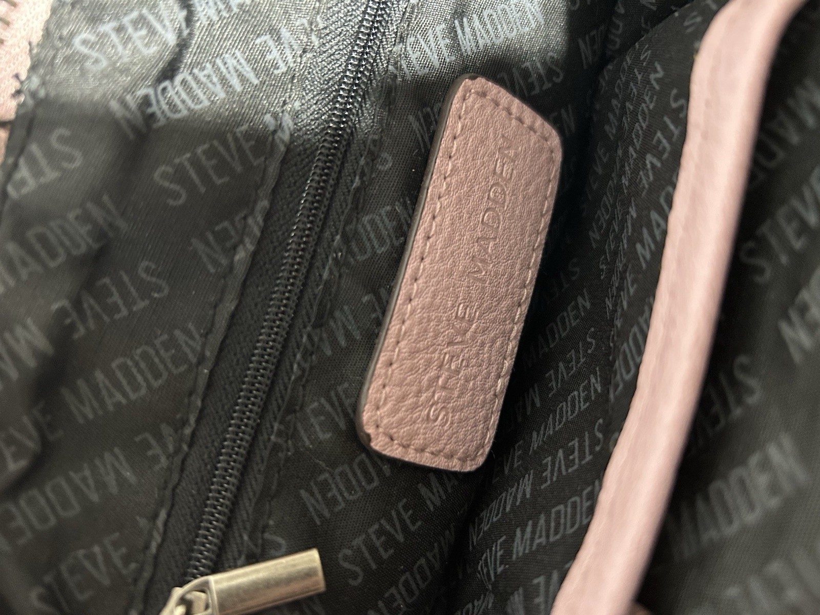 NEW Steve Madden Chained Crossbody Pink Purse Quilted Faux Leather